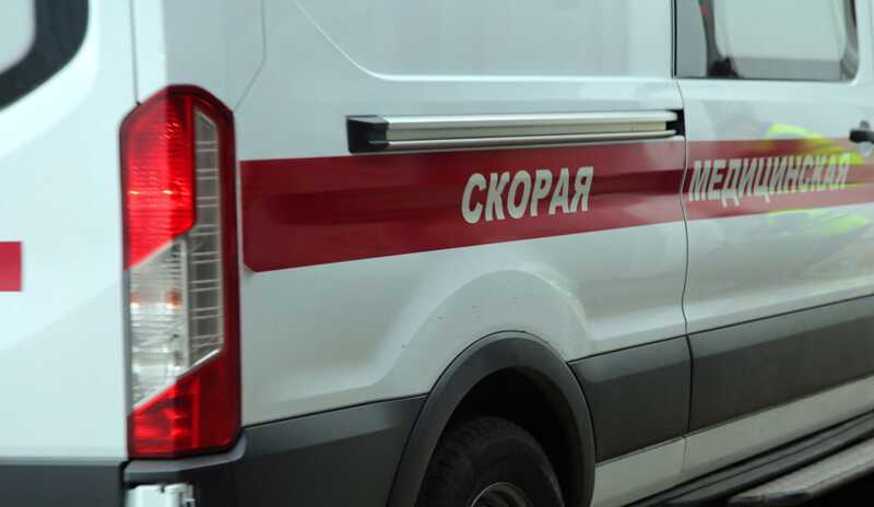 На голову ребенку в торговом центре упала детская горка