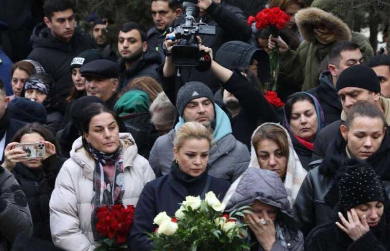 В Баку попрощались с экипажем самолёта, погибшим в авиакатастрофе в Актау