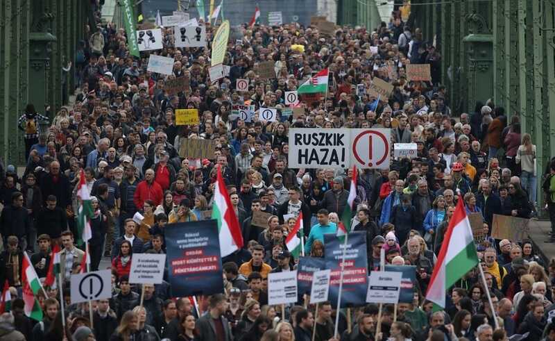 В Будапеште начались акции протеста против премьер-министра Виктора Орбана