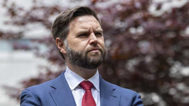 Вэнс поделился успехами в переговорах по Украине и выразил надежду на скорое завершение войны