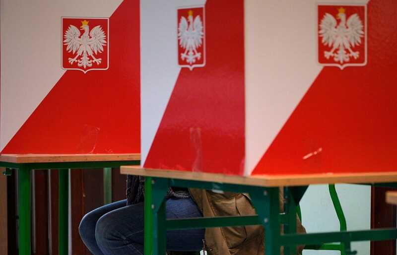 Выборы в Польше: Рафал Тшасковский и Кароль Навроцкий стремятся к победе во втором туре