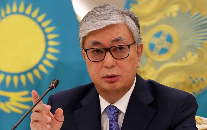 Президент Казахстана Касым-Жомарт Токаев освободил от занимаемых должностей министров обороны и транспорта