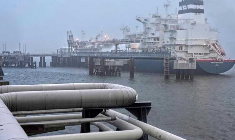 Поставки российского газа в Европу достигли рекордно низкого уровня