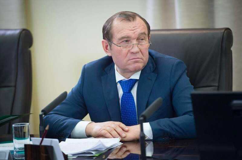 Коррупционные схемы, ошибки и связи в кругах власти: каким образом Бирюков руководит ЖКХ Москвы